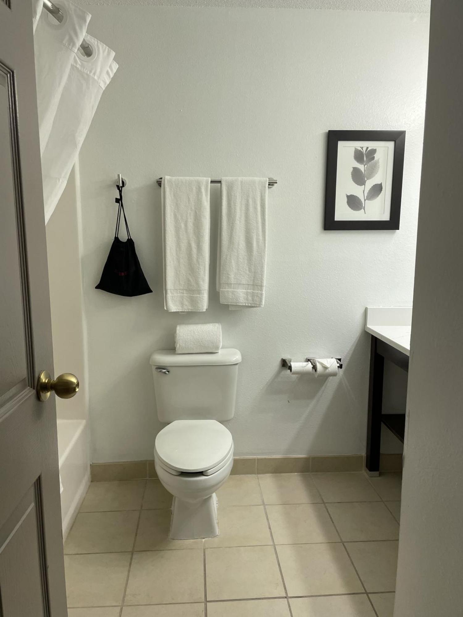 Harmony Inn & Suites Fort Dodge Zewnętrze zdjęcie