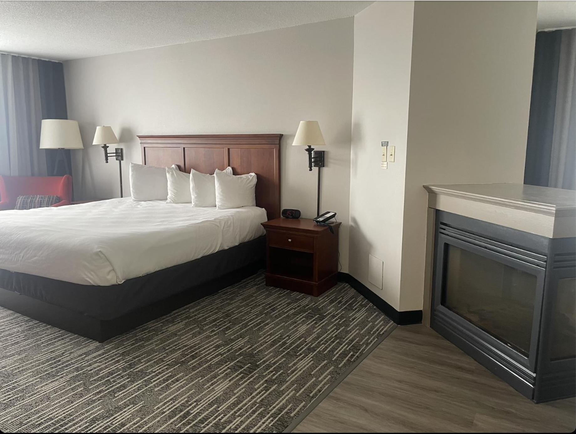 Harmony Inn & Suites Fort Dodge Zewnętrze zdjęcie