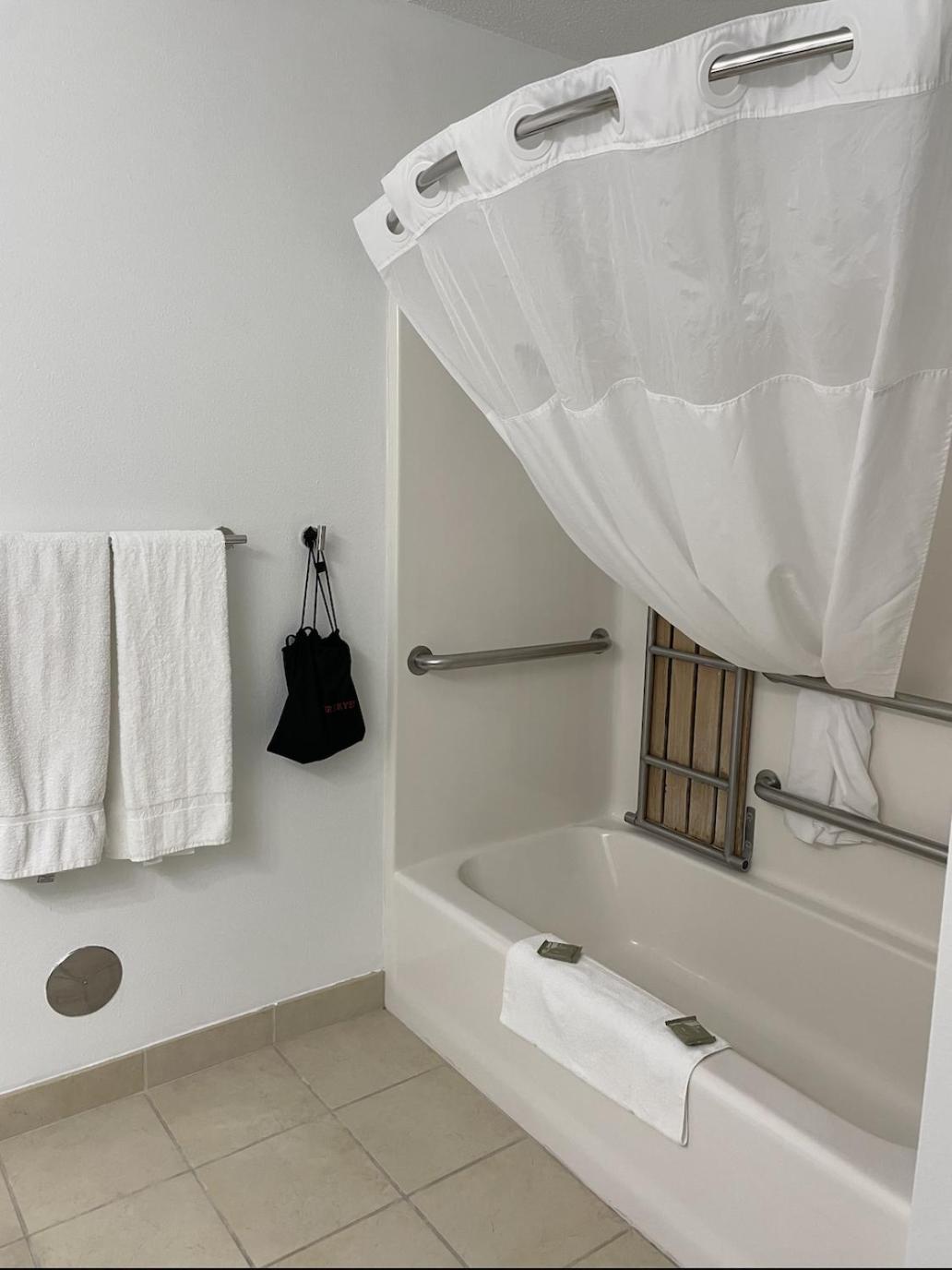 Harmony Inn & Suites Fort Dodge Zewnętrze zdjęcie