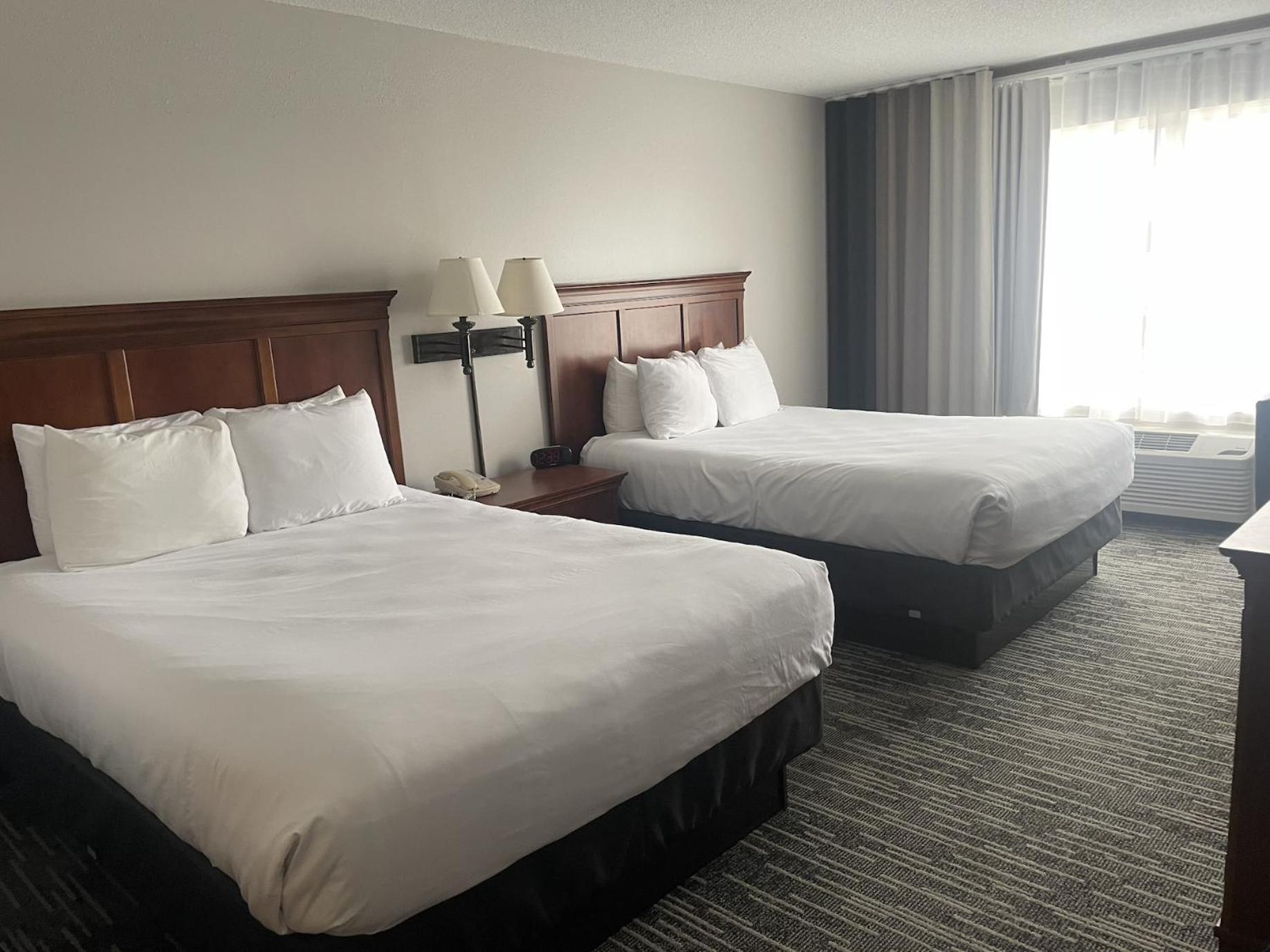 Harmony Inn & Suites Fort Dodge Zewnętrze zdjęcie