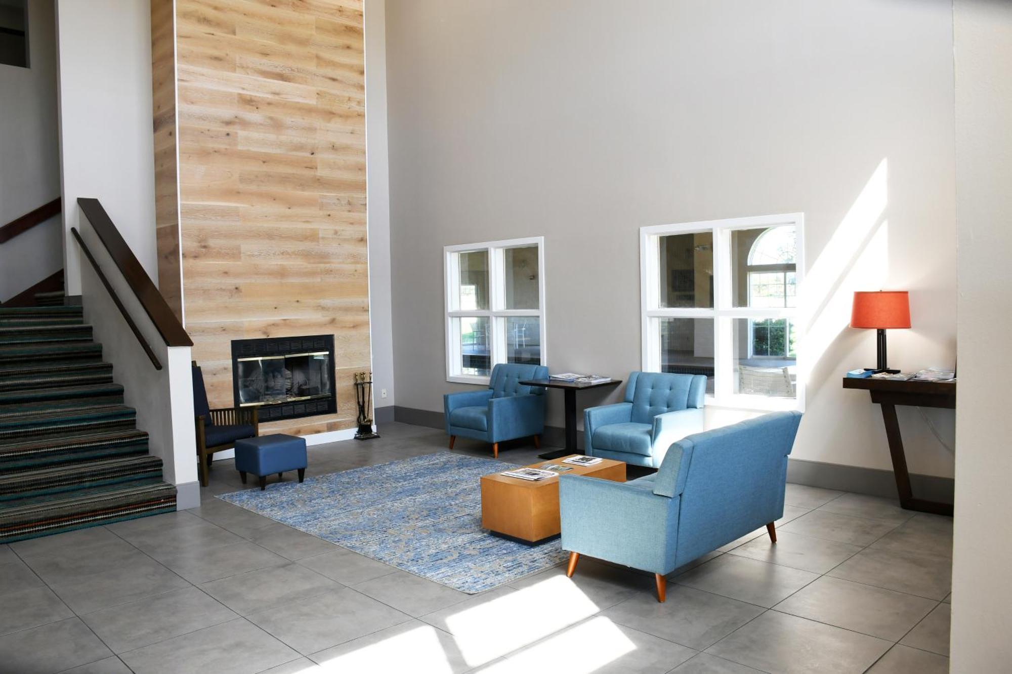 Harmony Inn & Suites Fort Dodge Zewnętrze zdjęcie